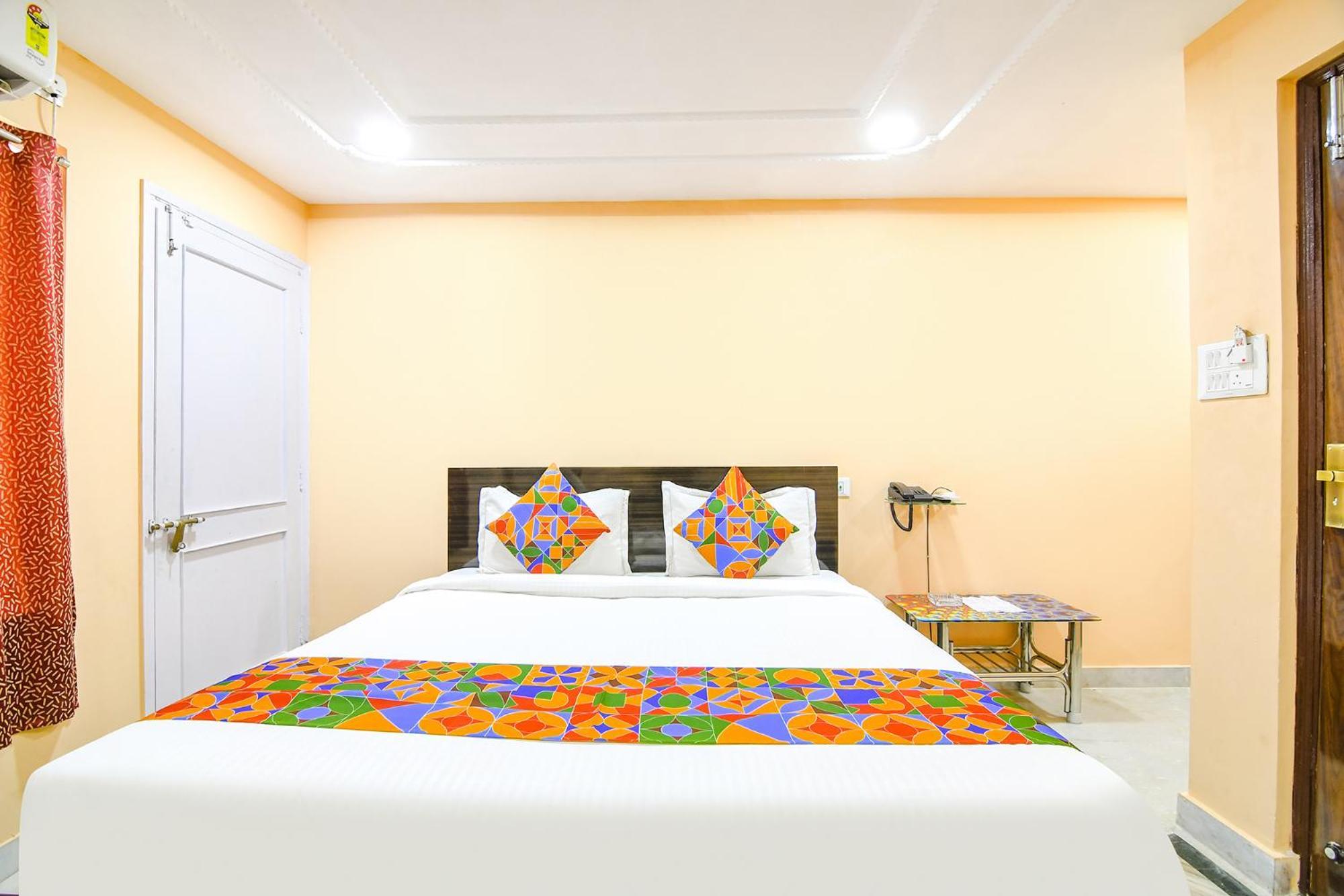 Fabhotel Olive I - 260m From Saltlake Sector V Metro Station Hotel Kolkata
